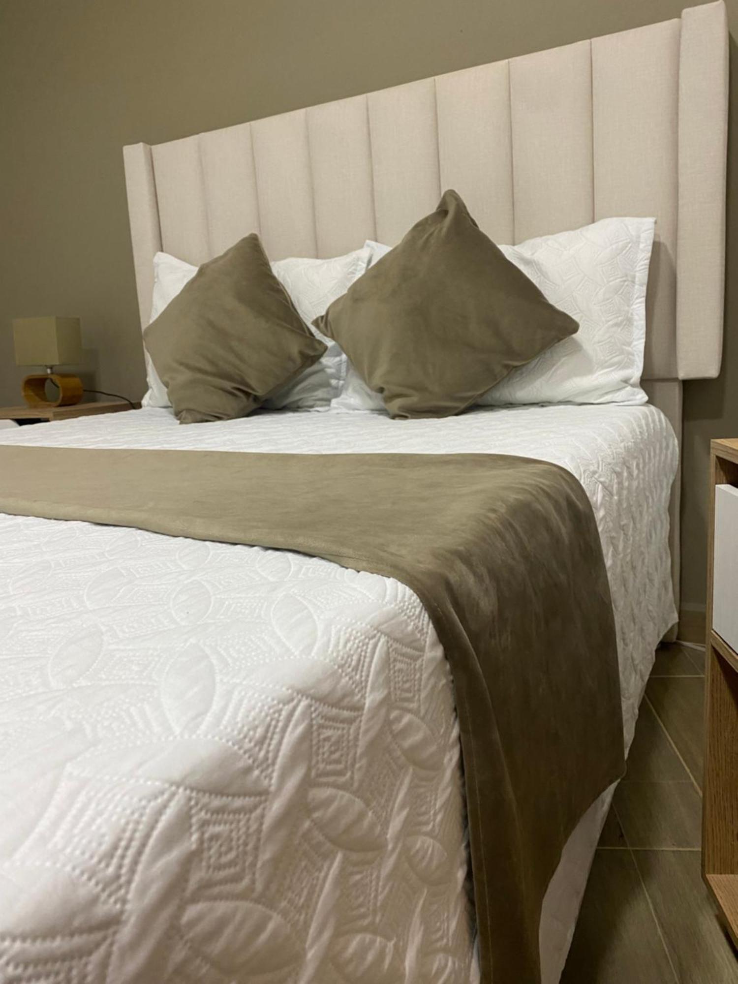 Oak Tree House Guest House Guatape Luaran gambar
