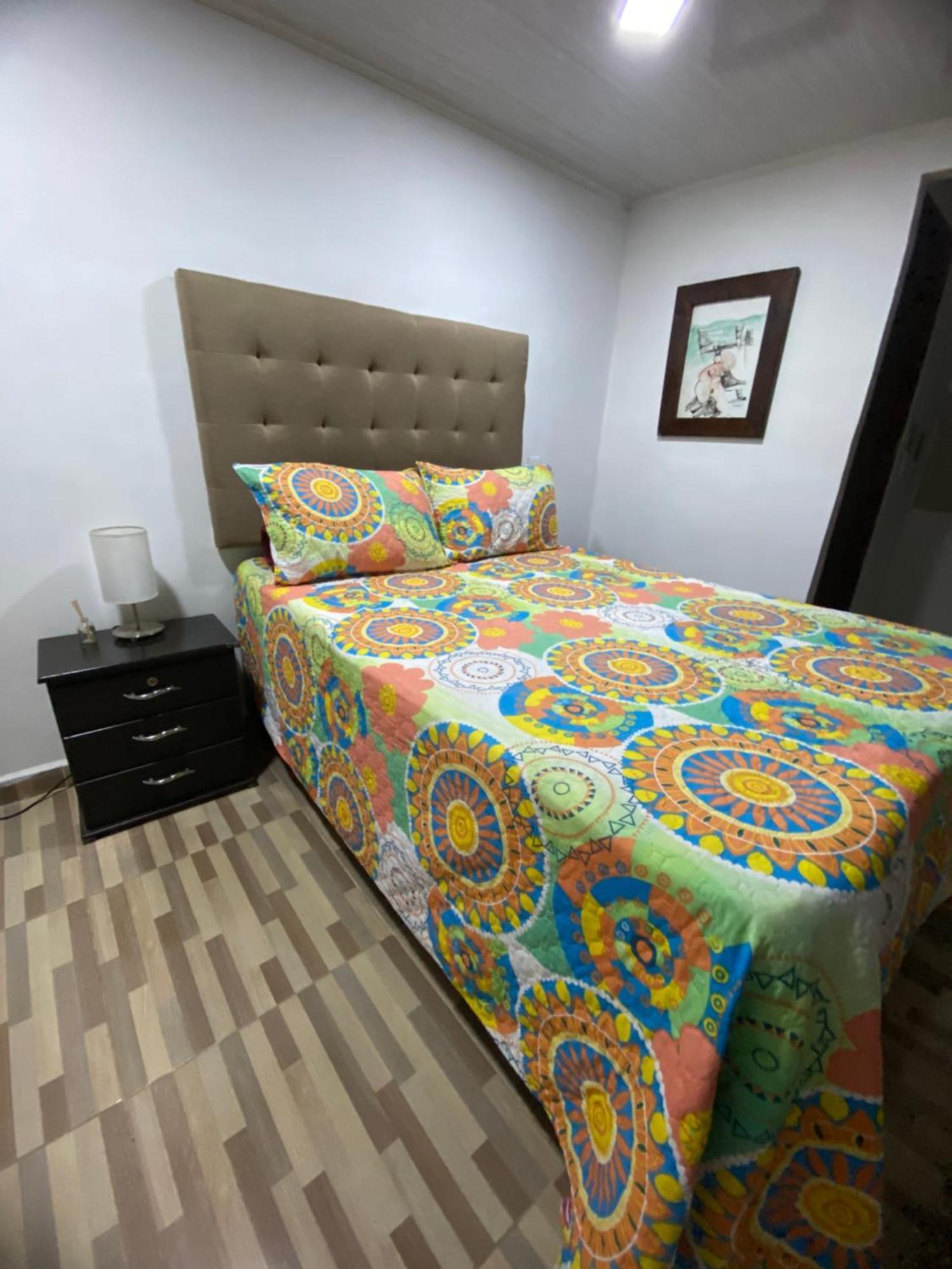 Oak Tree House Guest House Guatape Luaran gambar