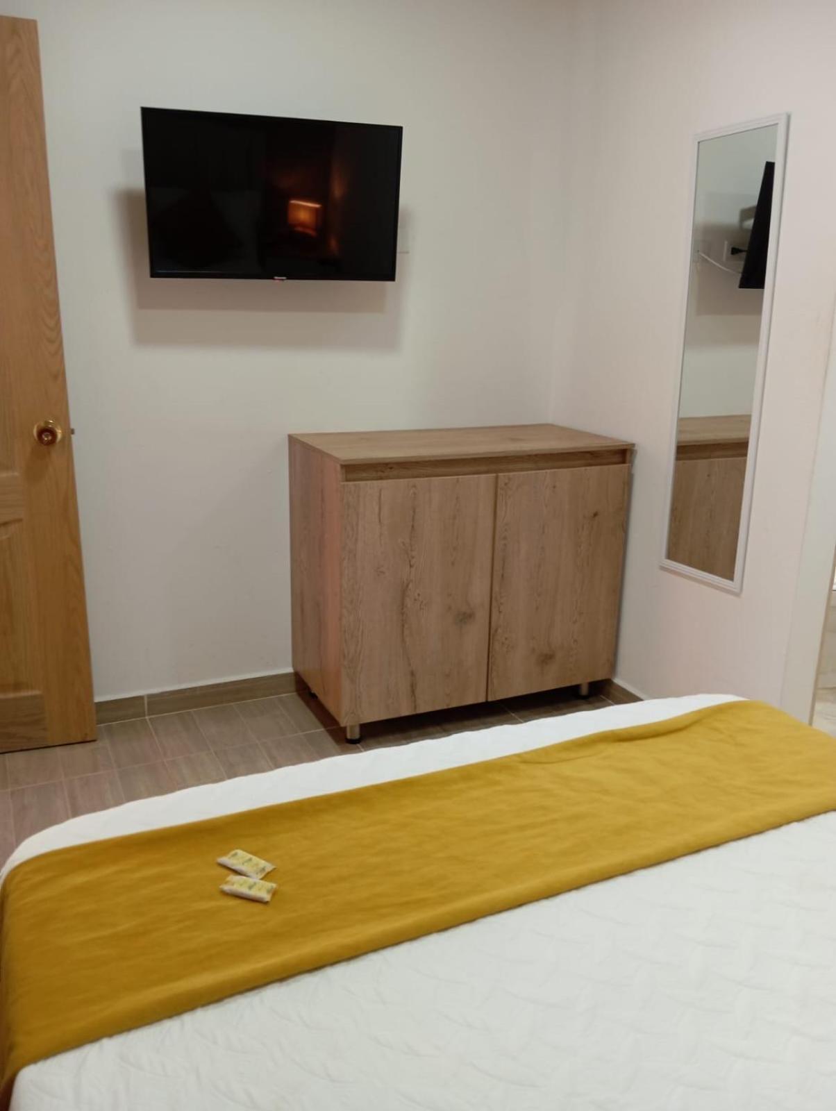 Oak Tree House Guest House Guatape Luaran gambar